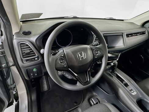 Used 2020 Honda HR-V EX image 12