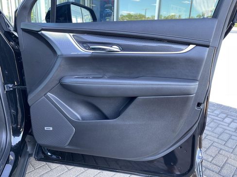 Used 2024 Cadillac XT6 Sport AWD/4WD image 37
