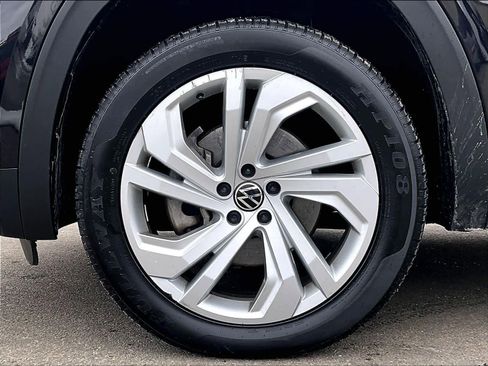 Used 2021 Volkswagen Atlas SE image 7