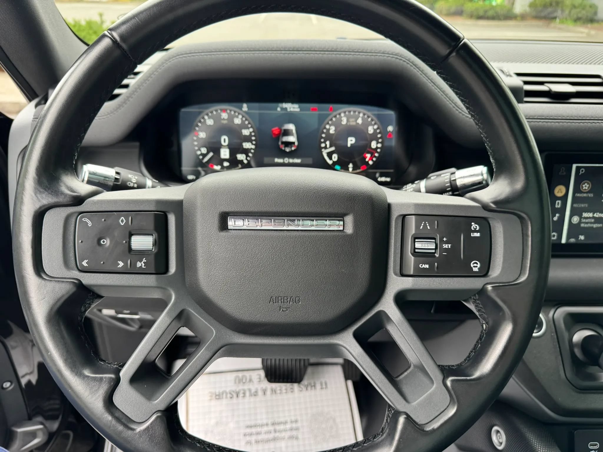 Used 2022 Land Rover Defender 90 X-Dynamic S AWD/4WD image 29