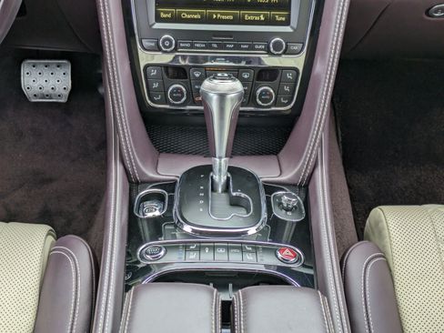 Used 2018 Bentley Flying Spur S W12 AWD/4WD image 23