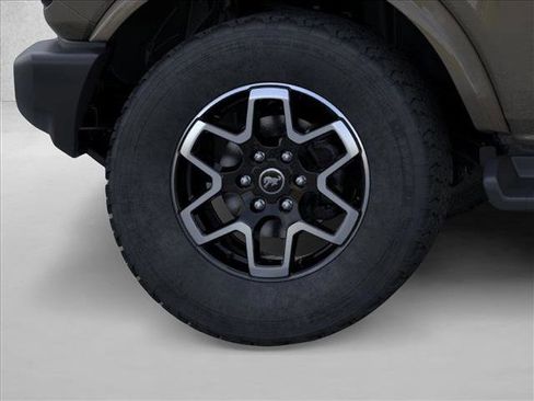 New 2025 Ford Bronco Outer Banks image 21
