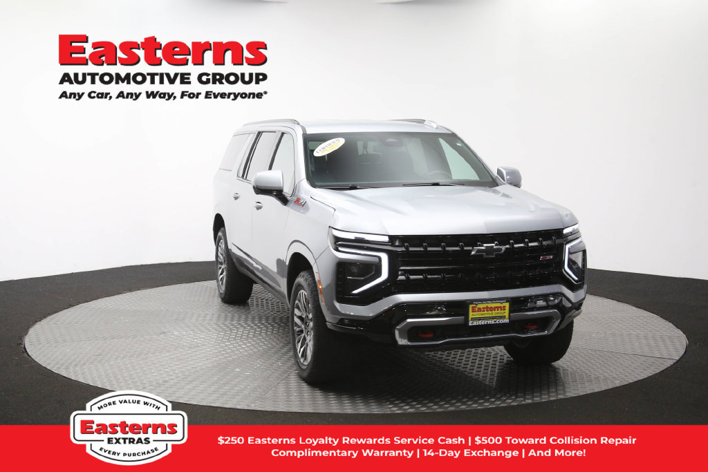 Used 2025 Chevrolet Suburban Z71 AWD/4WD image 56
