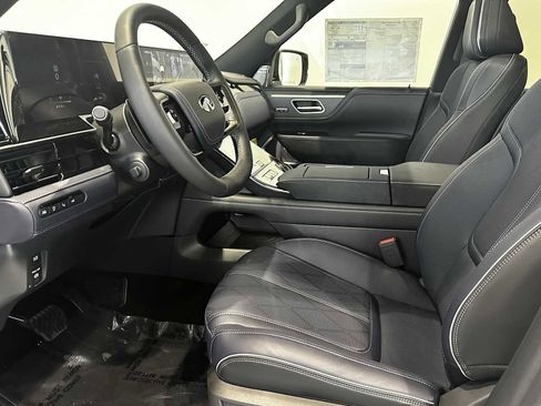 New 2026 INFINITI QX80 4WD w/ Sport Exterior Package image 20