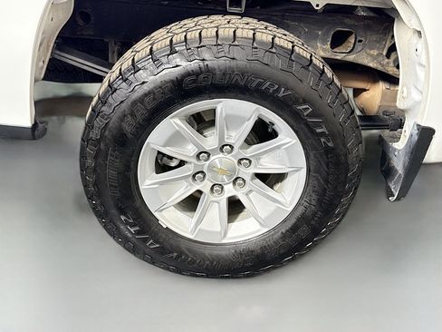 Used 2023 Chevrolet Silverado 1500 LT w/ Work Truck Package AWD/4WD image 32