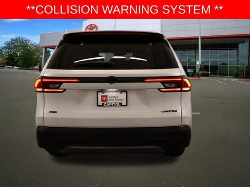 Certified 2024 Toyota Grand Highlander Limited image 4