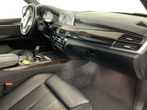 Used 2017 BMW X5 xDrive50i image 29
