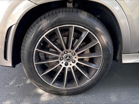 Used 2022 Mercedes-Benz GLE 350 4MATIC image 11