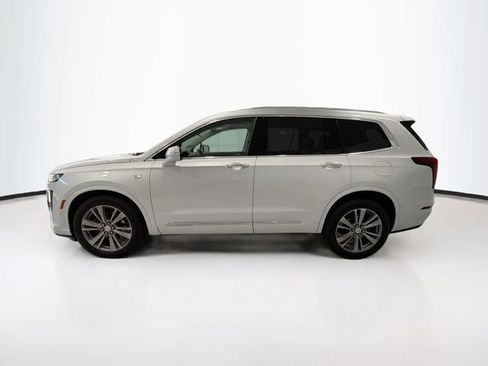 Used 2024 Cadillac XT6 Premium Luxury w/ Technology Package AWD/4WD image 4