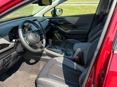Used 2024 Subaru Crosstrek 2.5i Limited w/ Crosstrek Mirror Package AWD/4WD image 9