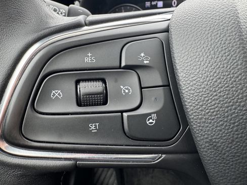 Used 2021 Buick Envision Avenir w/ Technology Package II AWD/4WD image 17