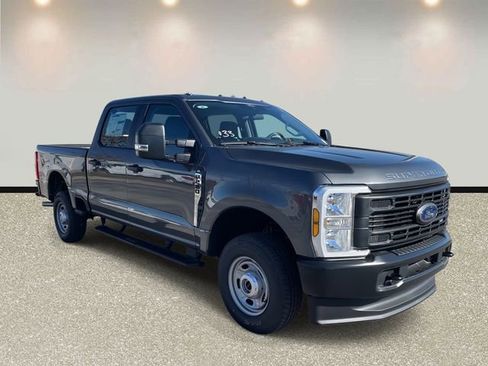 New 2026 Ford F250 XL AWD/4WD image 3