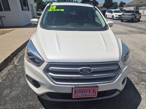 Used 2018 Ford Escape SEL w/ Canadian Touring Package AWD/4WD image 3