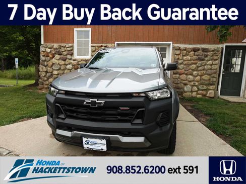 Used 2024 Chevrolet Colorado Trail Boss w/ Advanced Trailering Package AWD/4WD image 1