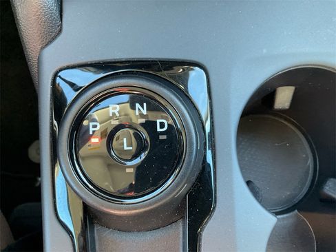 Used 2024 Ford Bronco Sport Outer Banks w/ Tech Package image 25