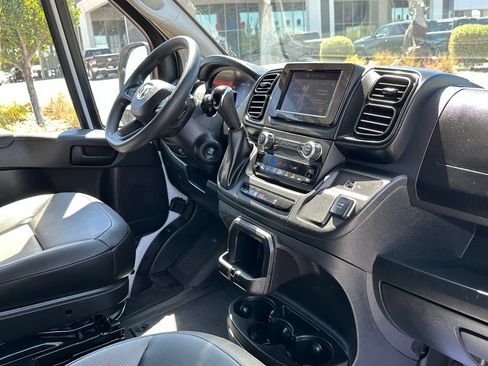 Used 2025 RAM ProMaster 3500 w/ Convenience Group FWD image 15