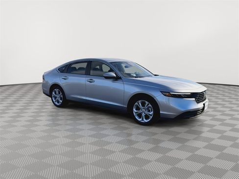 Used 2024 Honda Accord LX image 2
