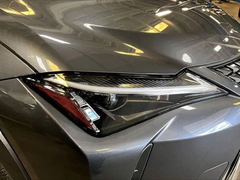 Used 2024 Lexus UX 250h AWD w/ Premium Package image 26