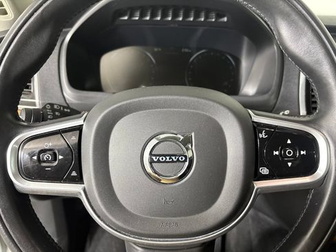 Used 2022 Volvo XC90 T6 Momentum w/ Advanced Package AWD/4WD image 12