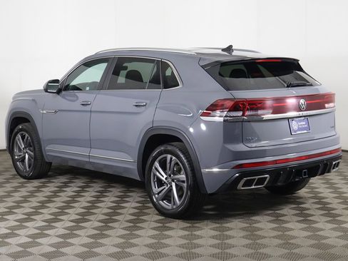 Used 2024 Volkswagen Atlas Cross Sport SEL R-Line AWD/4WD image 13