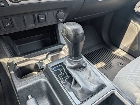 Used 2023 Toyota Tacoma SR AWD/4WD image 26