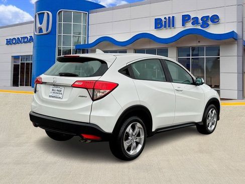 Certified 2022 Honda HR-V LX image 7