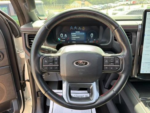 Used 2023 Ford Expedition Limited AWD/4WD image 43