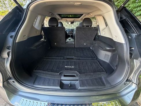Used 2018 Nissan Rogue SL w/ Premium Package AWD/4WD image 31