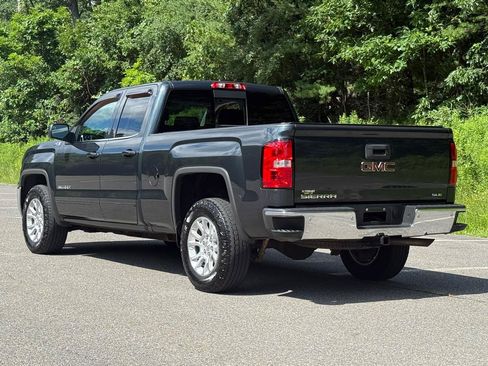Used 2018 GMC Sierra 1500 SLE w/ SLE Value Package AWD/4WD image 2