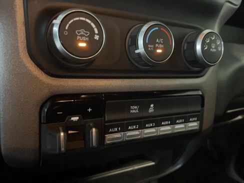 Used 2022 RAM 5500 Tradesman AWD/4WD image 14