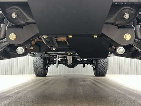 Used 2025 GMC Sierra 3500 Denali image 15