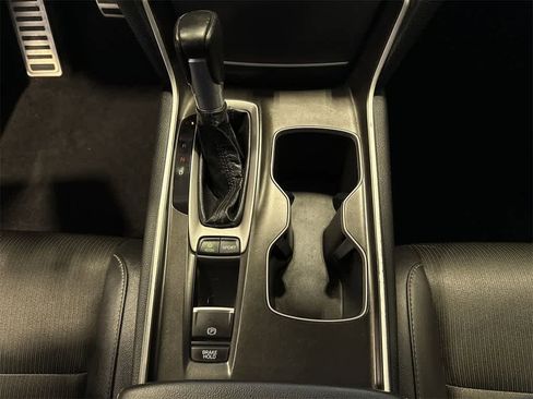 Used 2020 Honda Accord Sport image 30