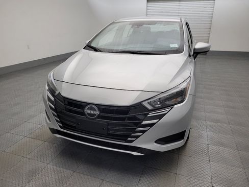 Used 2025 Nissan Versa SV w/ Trunk Package FWD image 15