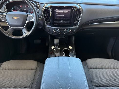 Used 2023 Chevrolet Traverse LT FWD image 21