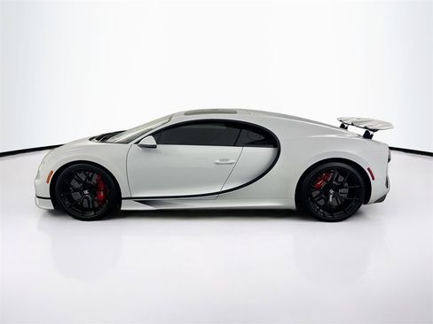 Used 2019 Bugatti Chiron image 8