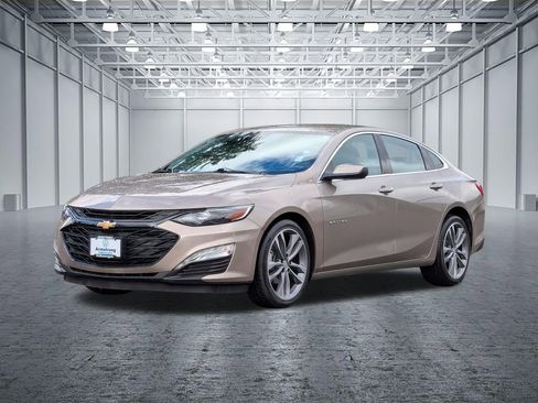 Used 2025 Chevrolet Malibu LT image 9