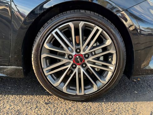 Used 2023 Kia Forte GT w/ GT2 Package image 10