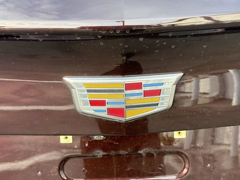 Used 2020 Cadillac XT4 Premium Luxury w/ Cold Weather Package FWD image 11
