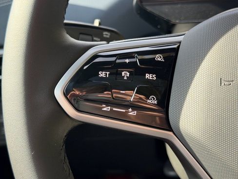 New 2025 Volkswagen ID.4 Pro S image 27