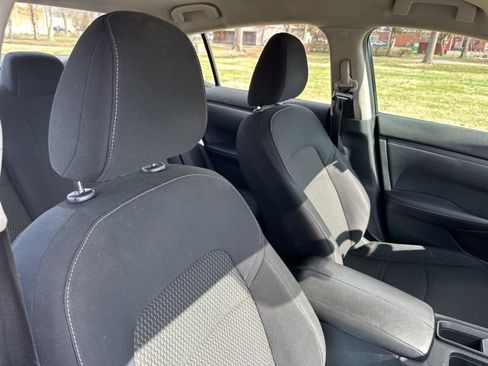 Used 2022 Nissan Sentra S image 26