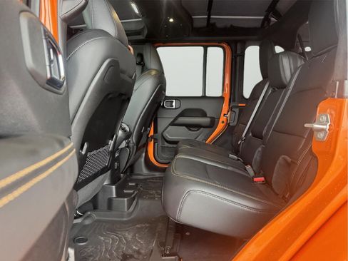 New 2025 Jeep Wrangler Unlimited Sahara AWD/4WD image 8