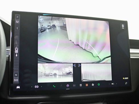 Used 2022 Tesla Model X Plaid image 18