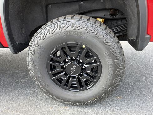 New 2026 Chevrolet Silverado 2500 ZR2 image 19