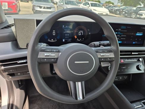 Used 2025 Hyundai Sonata SEL FWD image 16