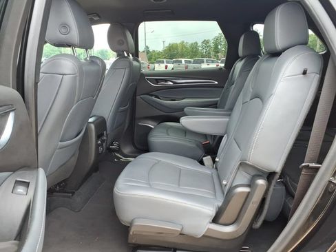 Used 2024 Buick Enclave Essence w/ Technology Package FWD image 16