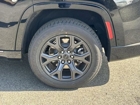 New 2026 Jeep Grand Wagoneer Limited image 20