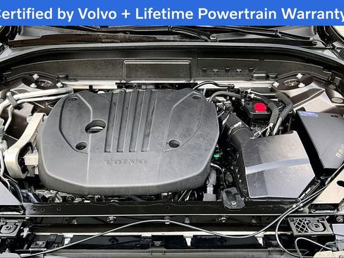 Used 2025 Volvo XC60 B5 Core image 13