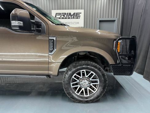 Used 2017 Ford F250 Lariat w/ Lariat Ultimate Package image 11