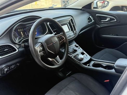 Used 2016 Chrysler 200 Limited FWD image 12