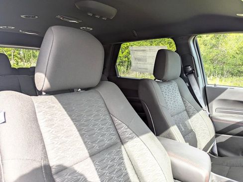 New 2025 Dodge Durango R/T w/ Blacktop Package image 28